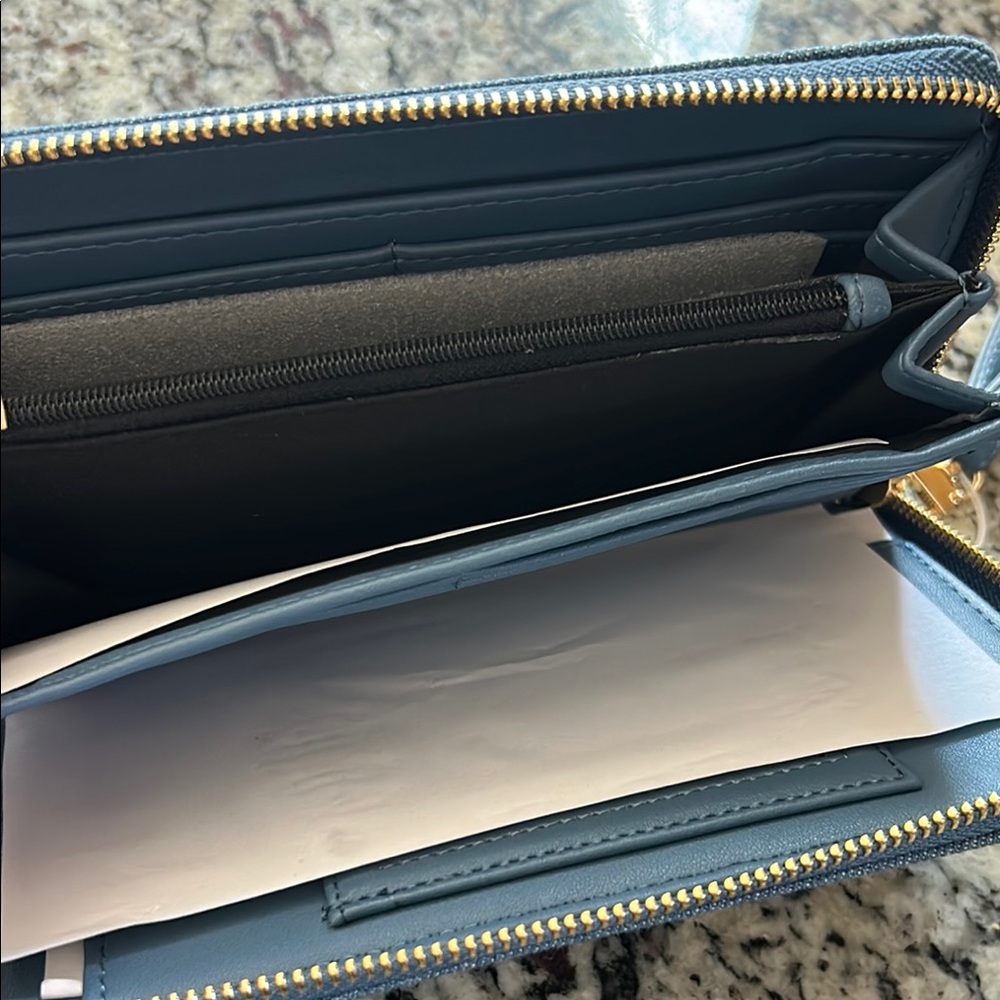 Betsey Johnson Denim  Floral Wristlet Wallet - Picture 2 of 6